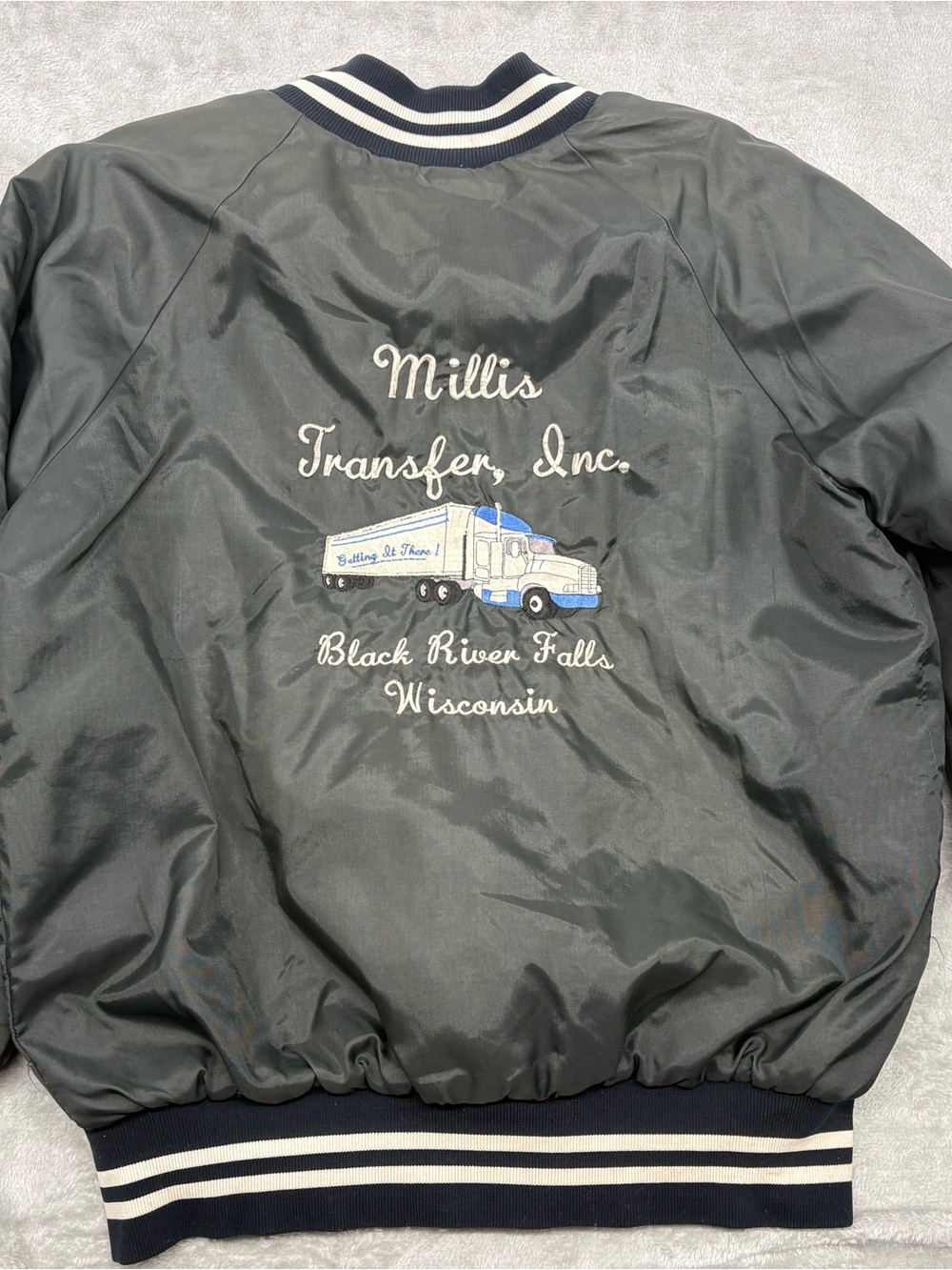 Vintage Embroidered Satin Trucking Jacket Black River Falls Wisconsin Mens XL